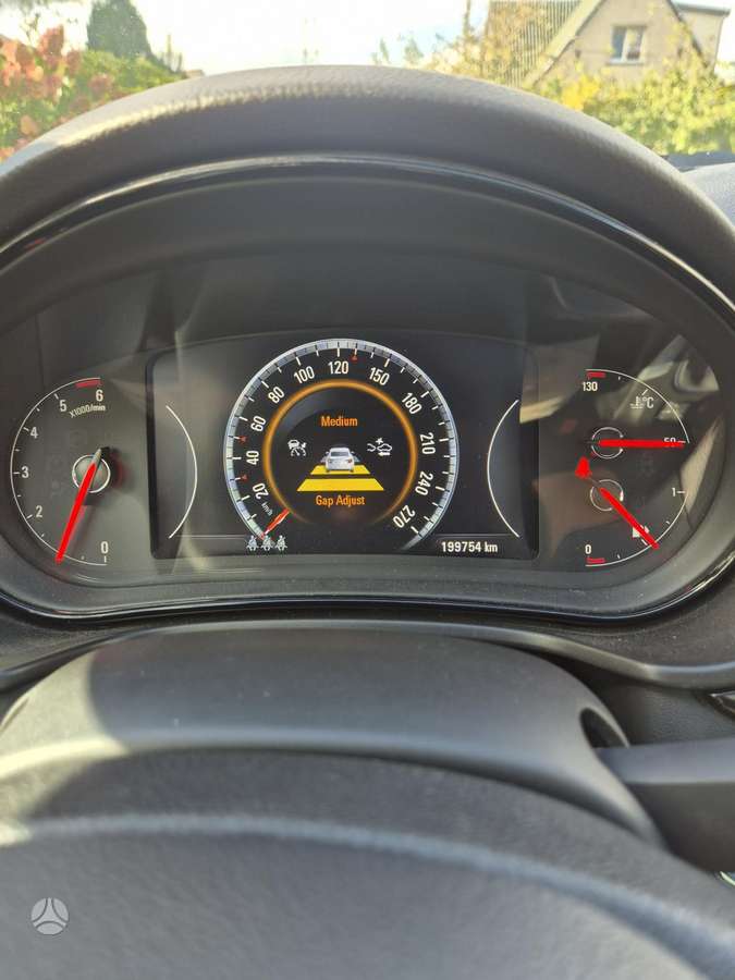 Opel Insignia 2014 — photo 23
