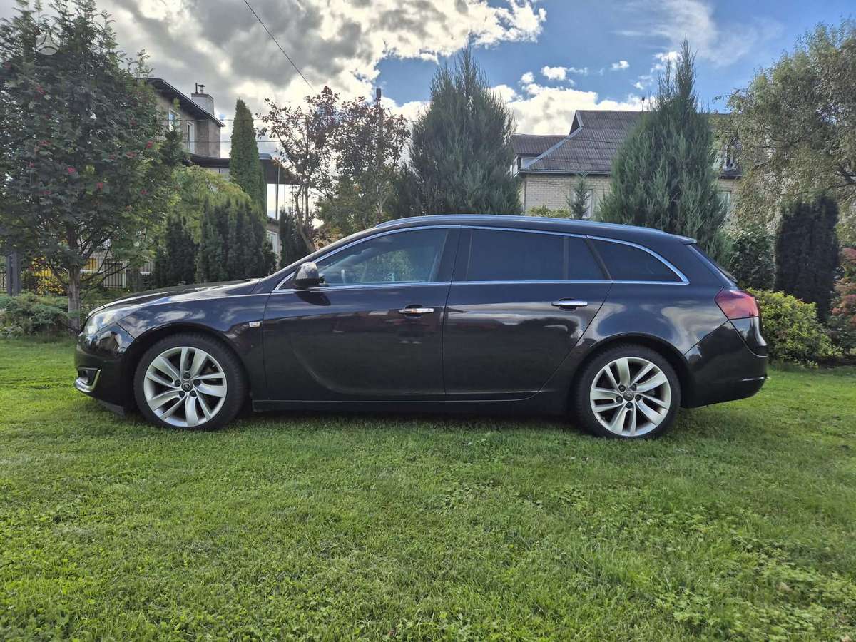 Opel Insignia 2014 — interior