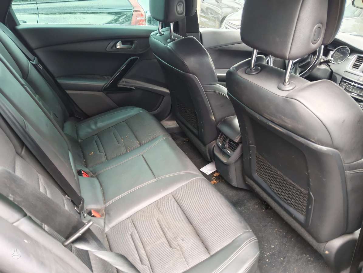 Peugeot 508 2011 — photo 10