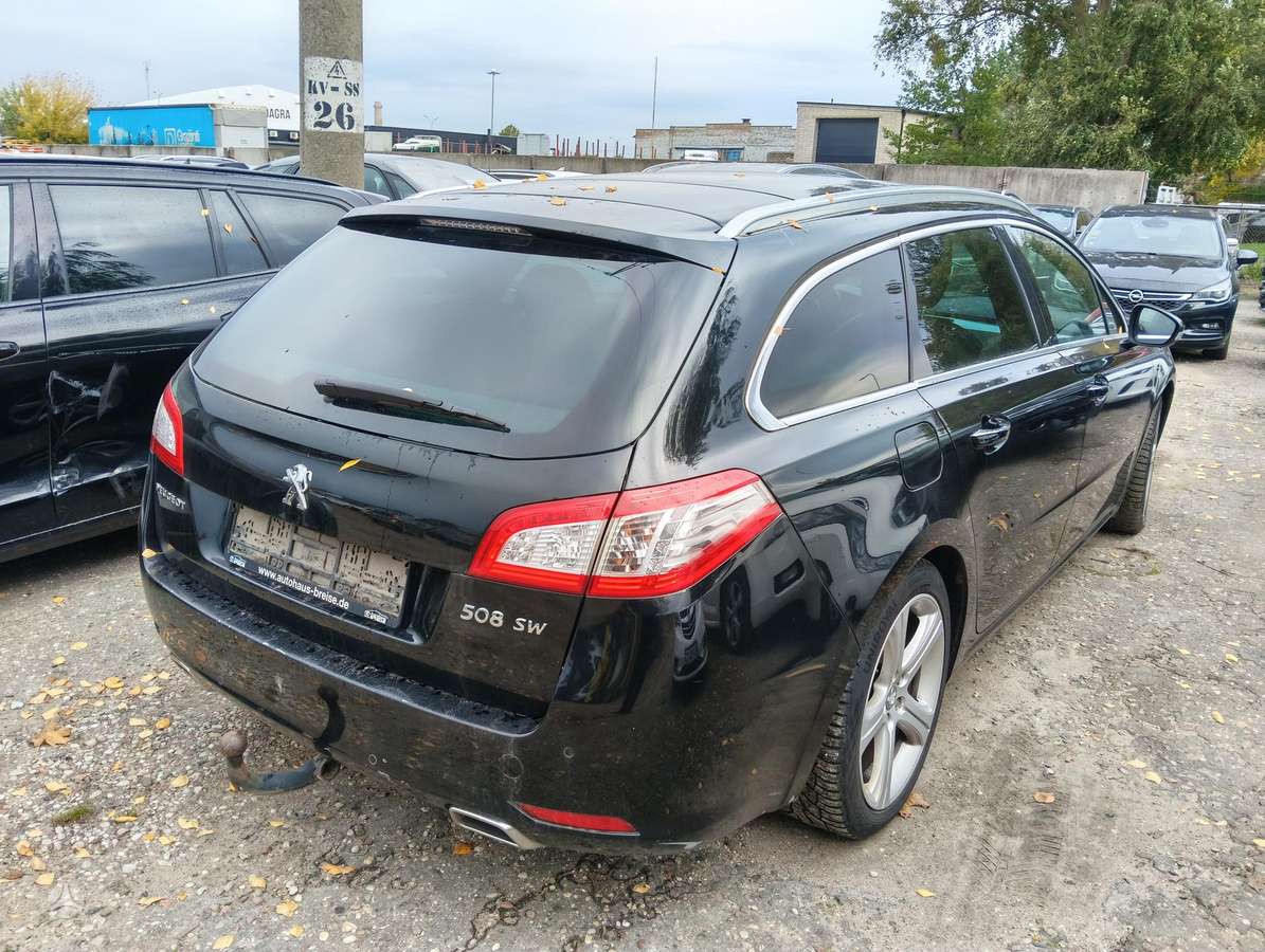 Peugeot 508 2011 — photo 6