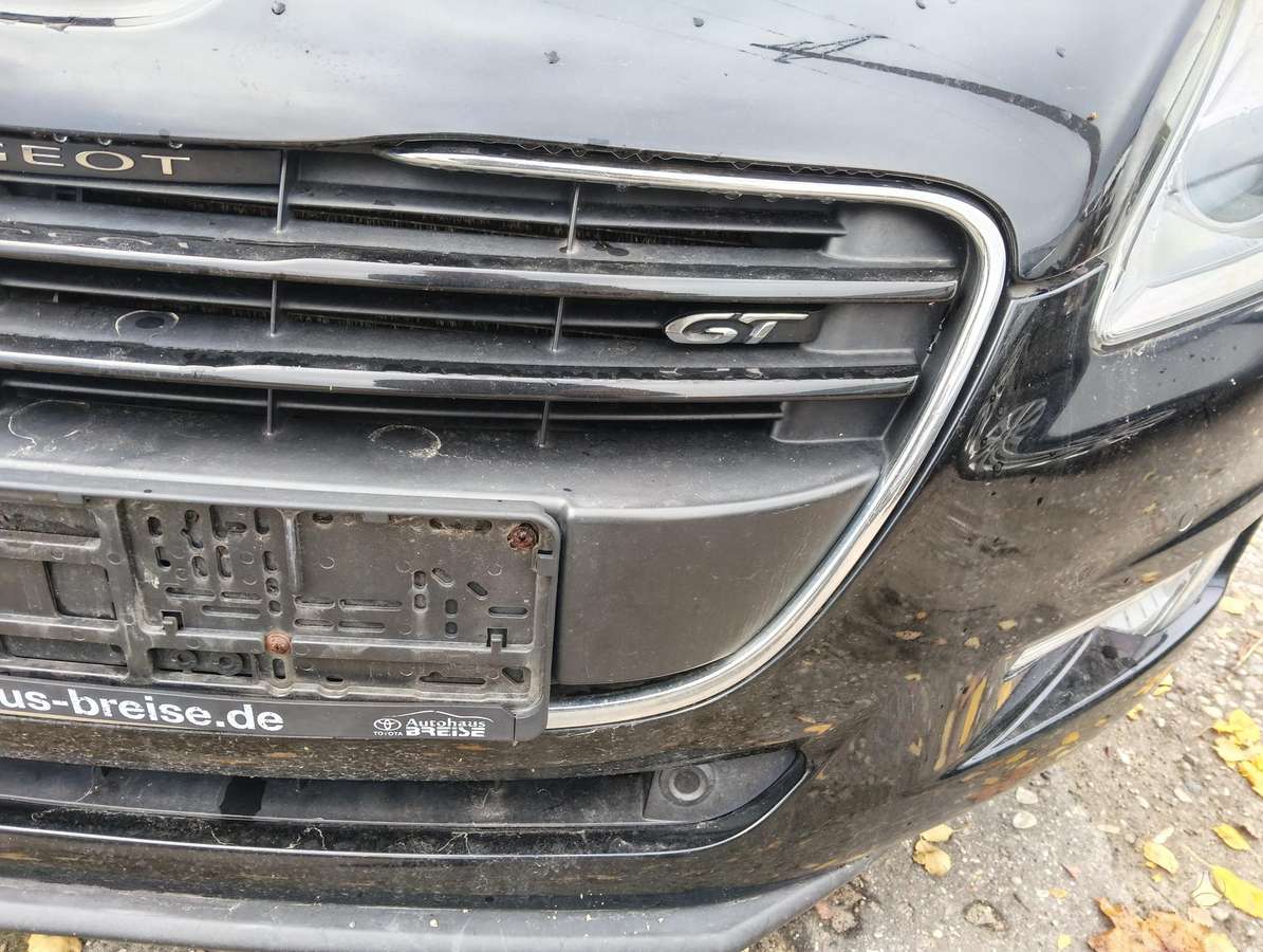 Peugeot 508 2011 — photo 8