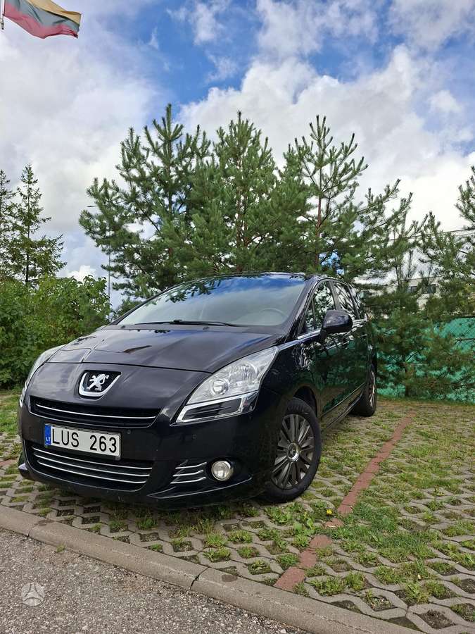 Peugeot 5008, 2013