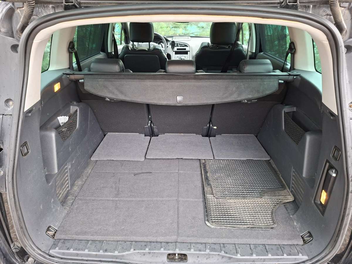 Peugeot 5008 2013 — photo 30