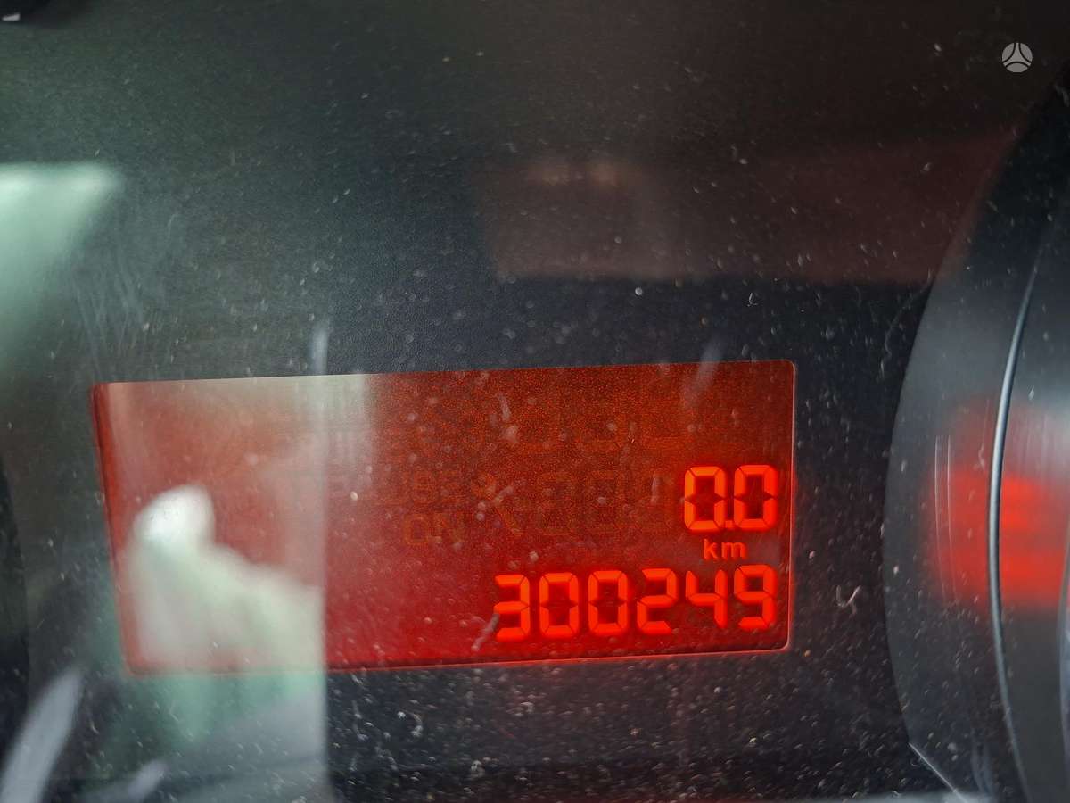 Peugeot 5008 2013 — photo 7