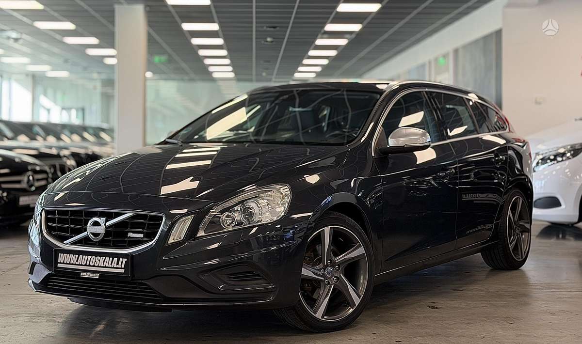Volvo V60 2013 — photo 10