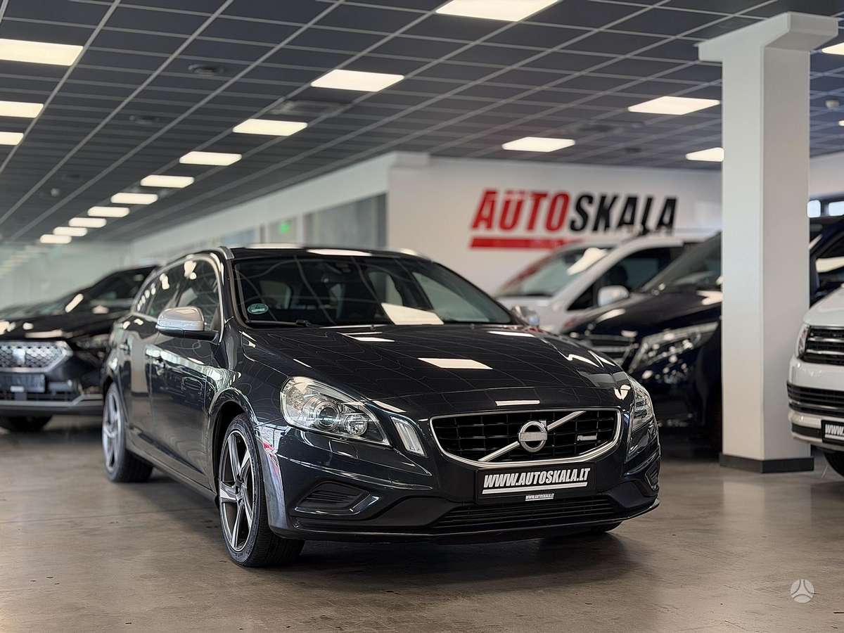 Volvo V60 2013 — photo 15