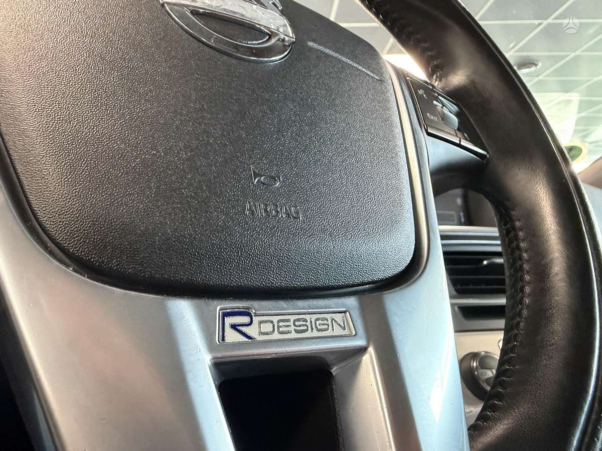 Volvo V60 2013 — photo 27