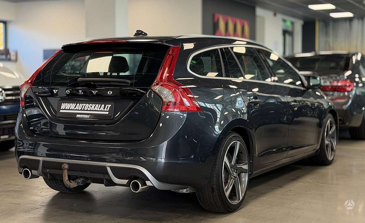 Volvo V60 2013 — photo 8