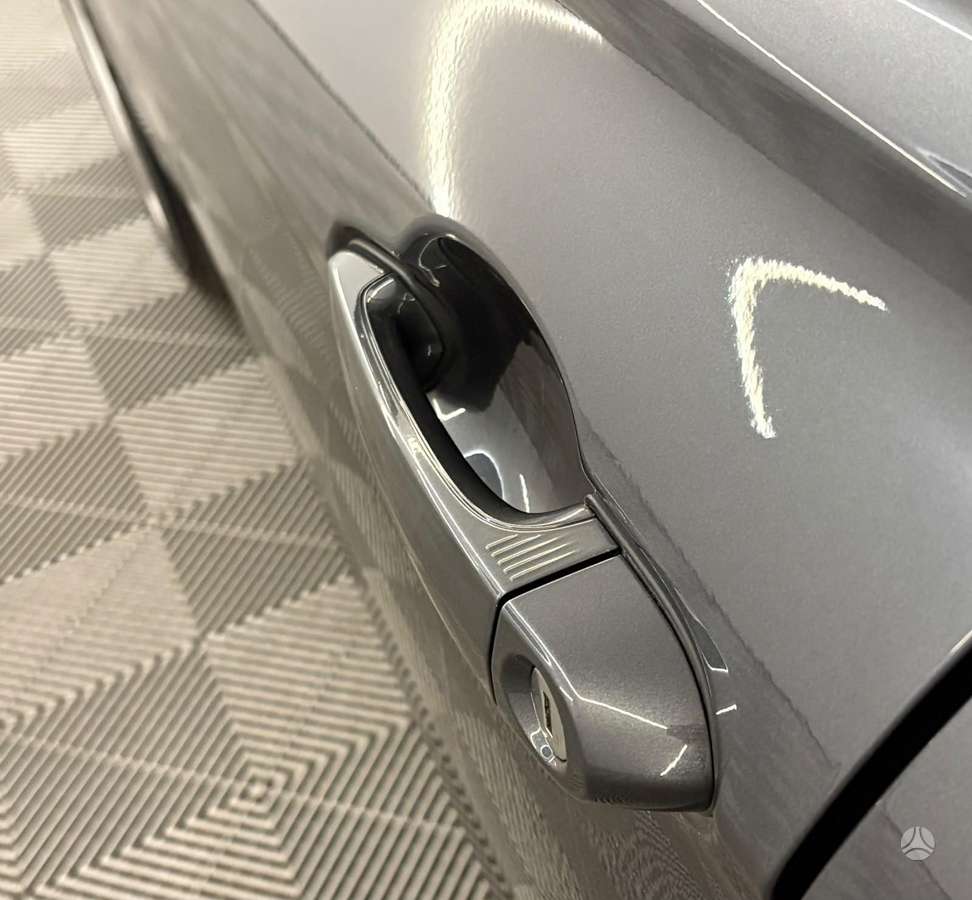 BMW 320 2012 — photo 24