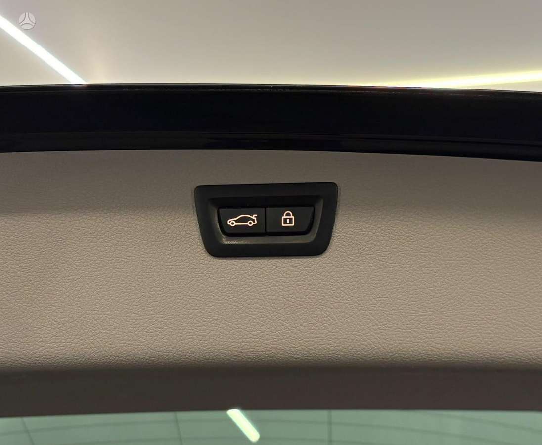 BMW 320 2012 — photo 25