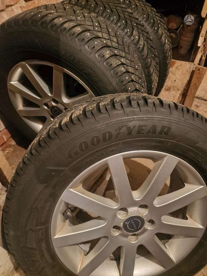 Volvo XC90 2004 — photo 7