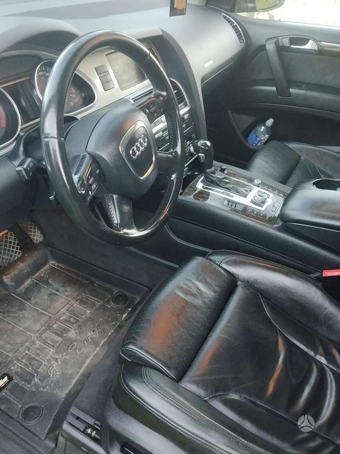 Audi Q7 2008 — photo 6
