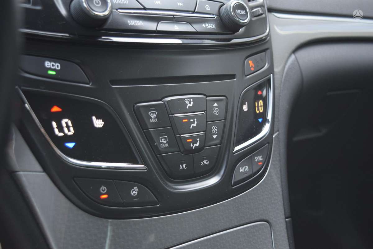 Opel Insignia 2014 — photo 16