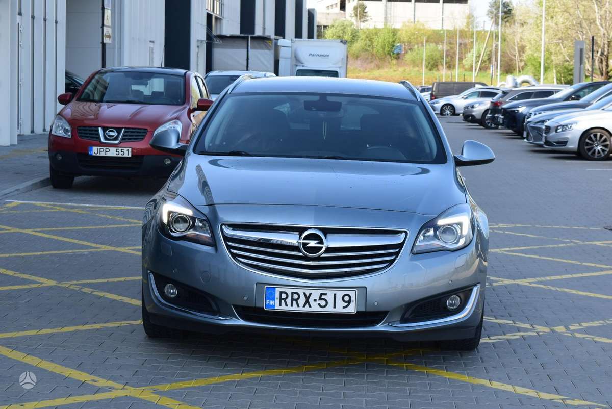 Opel Insignia 2014 — rear view
