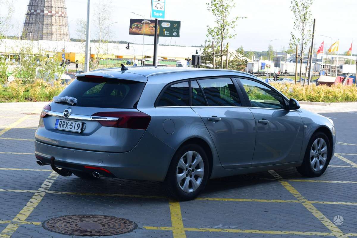 Opel Insignia 2014 — engine 1956 cm³, 194 HP (143kW)