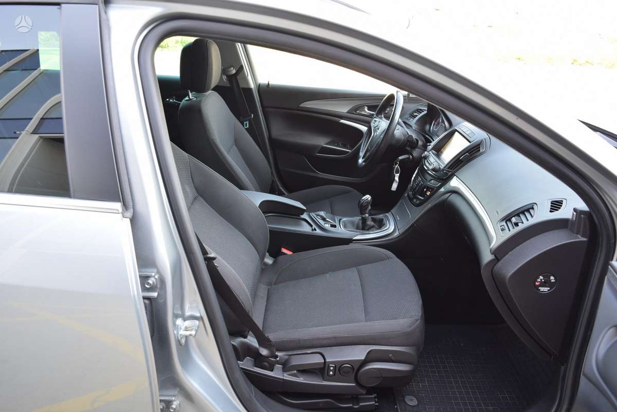 Opel Insignia 2014 — photo 8