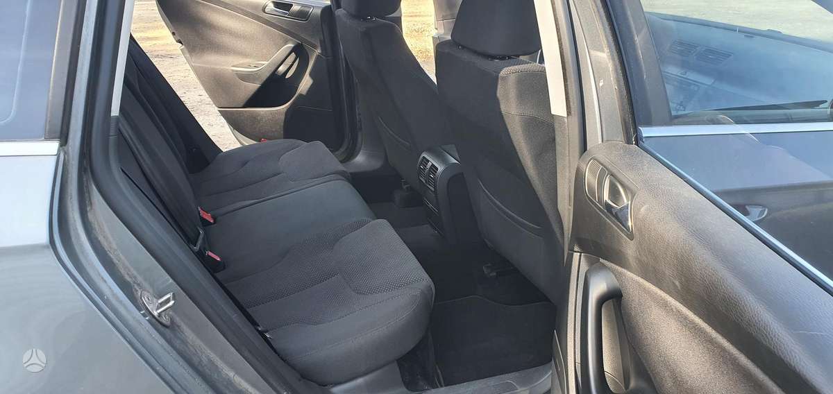 Volkswagen Passat 2007 — photo 10