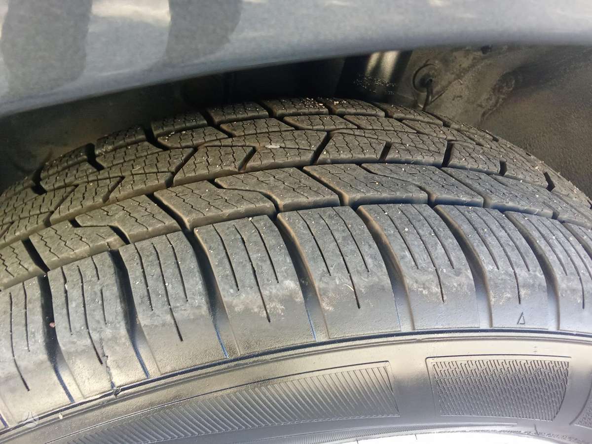 Hyundai Santa 2011 — photo 33