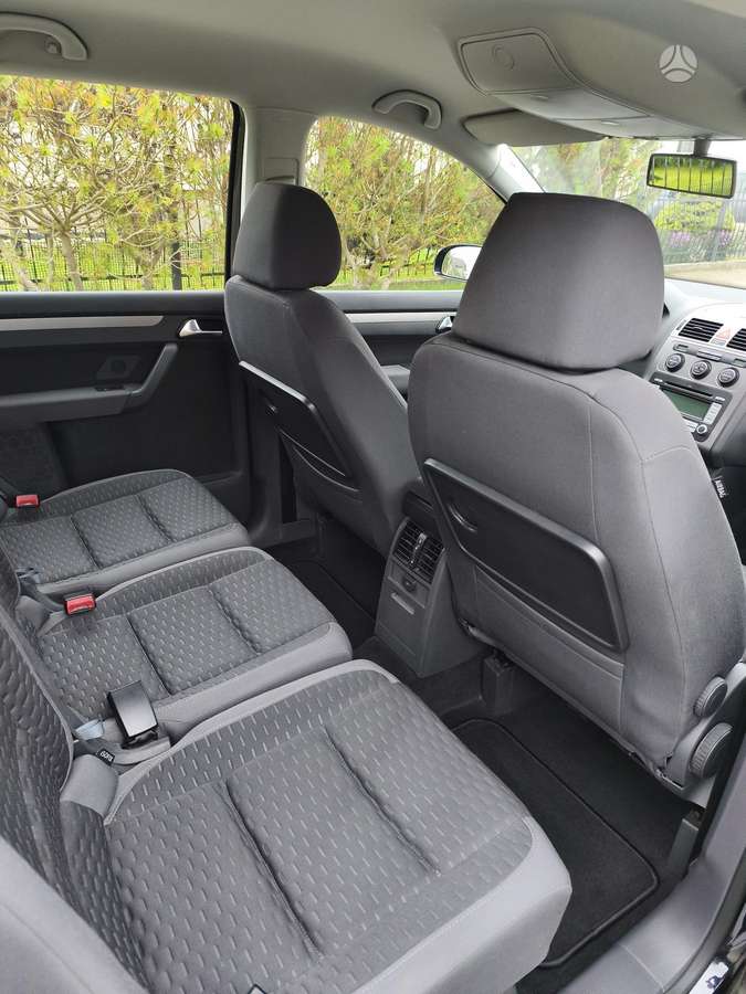 Volkswagen Touran 2007 — photo 13