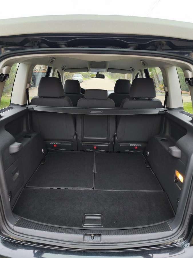 Volkswagen Touran 2007 — photo 17