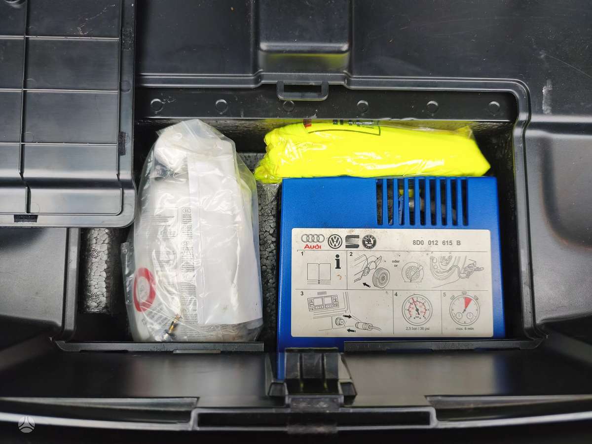 Volkswagen Touran 2007 — photo 21
