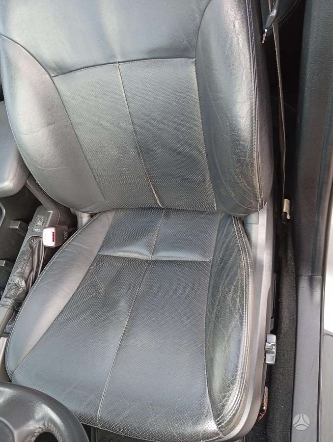 Subaru Forester 2009 — photo 10
