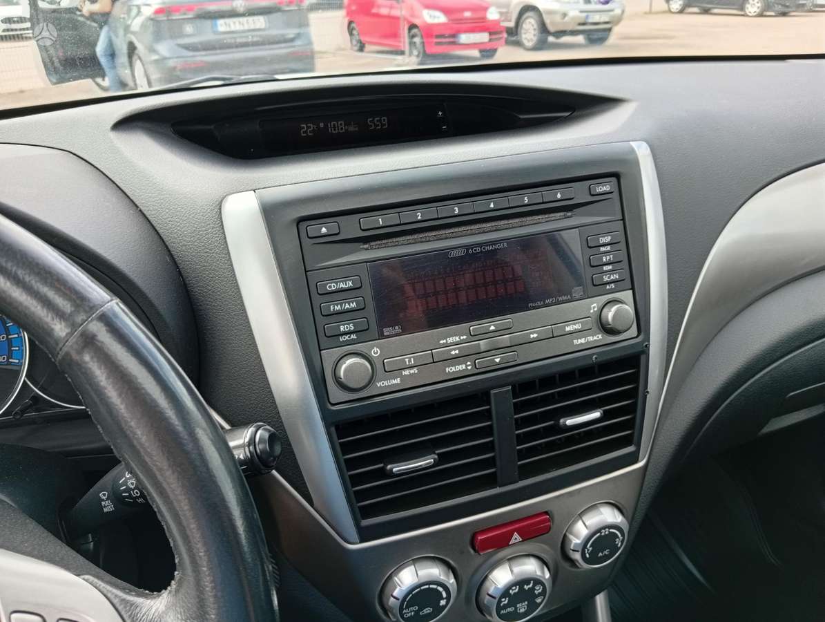 Subaru Forester 2009 — photo 13