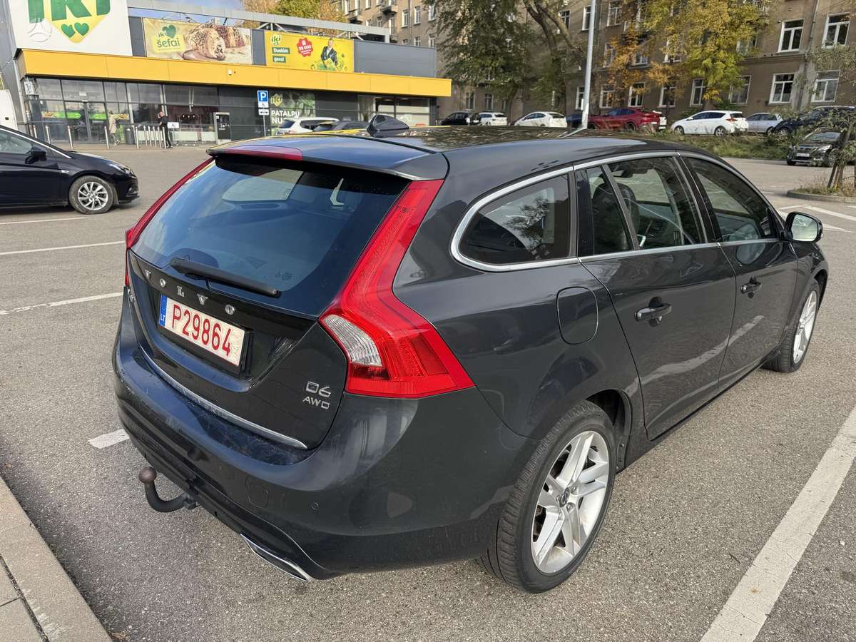 Volvo V60 2013 — photo 5
