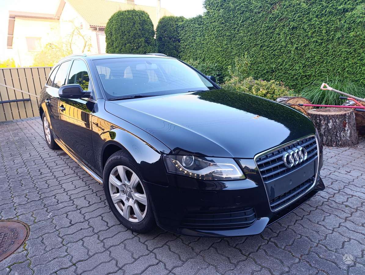 Audi A4, 2012