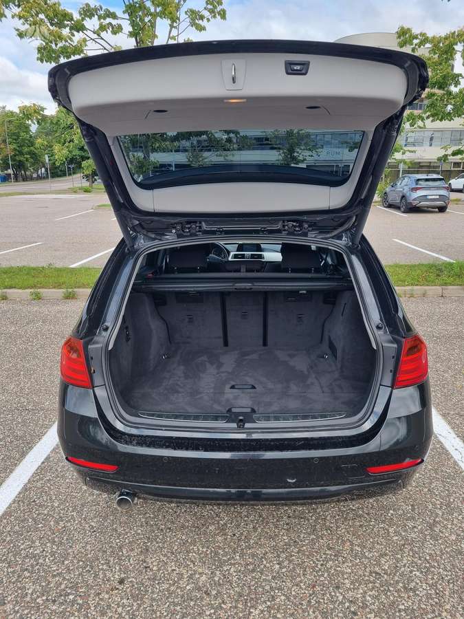 BMW 318 2013 — photo 25