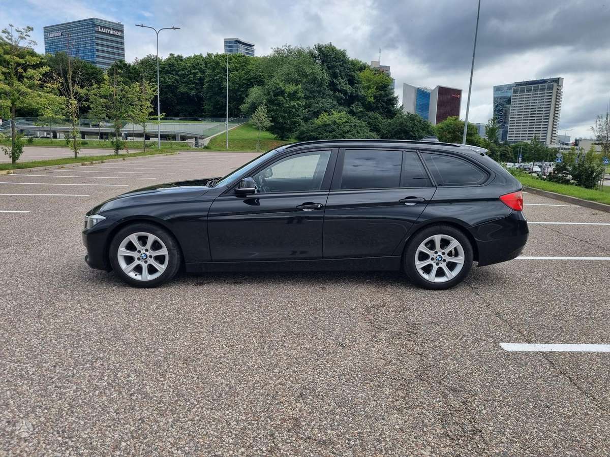 BMW 318 2013 — engine 1995 cm³, 143 HP (105kW)