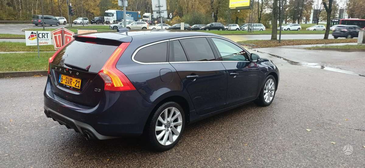 Volvo V60 2014 — photo 5