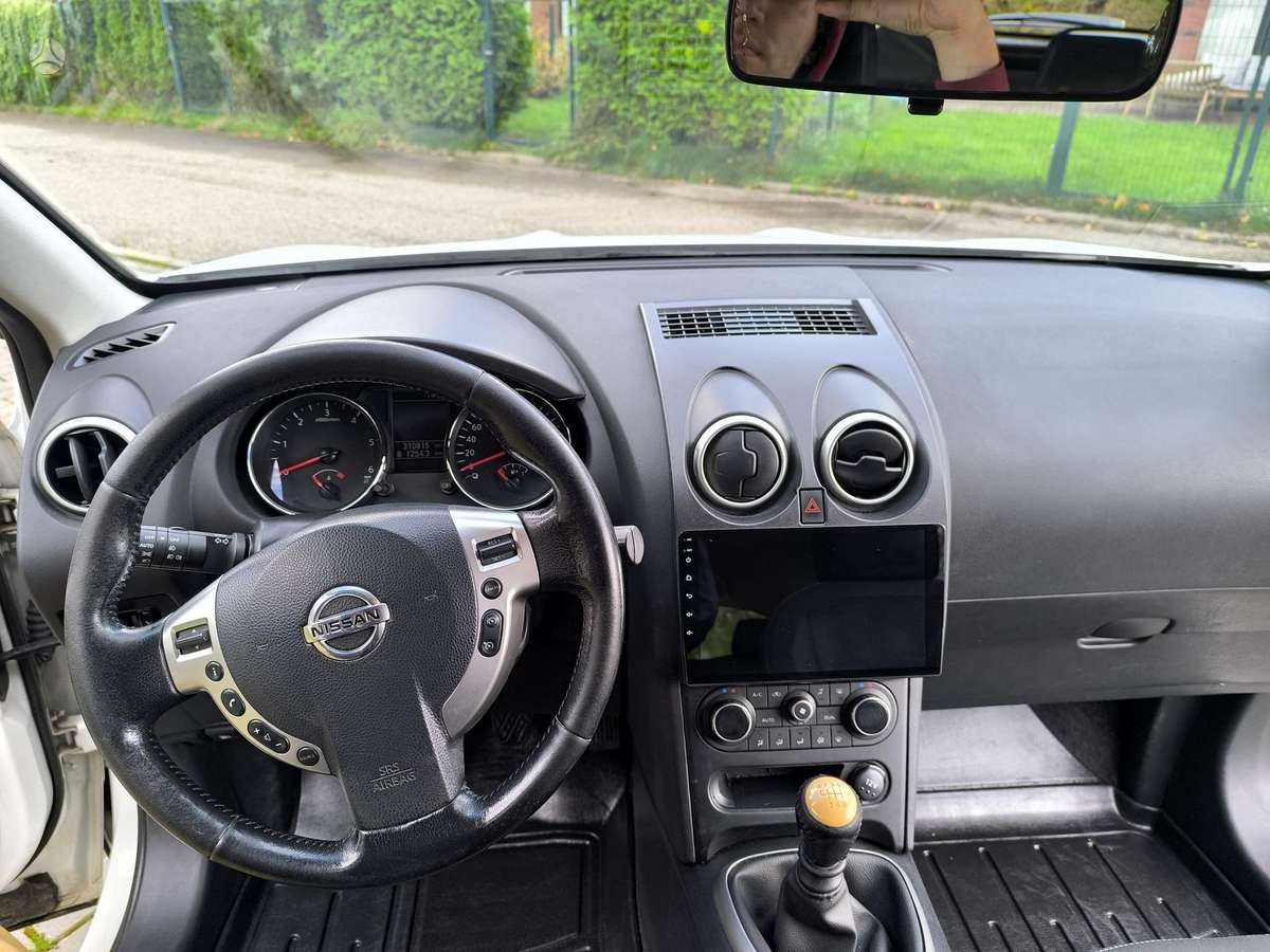 Nissan Qashqai 2012 — photo 18