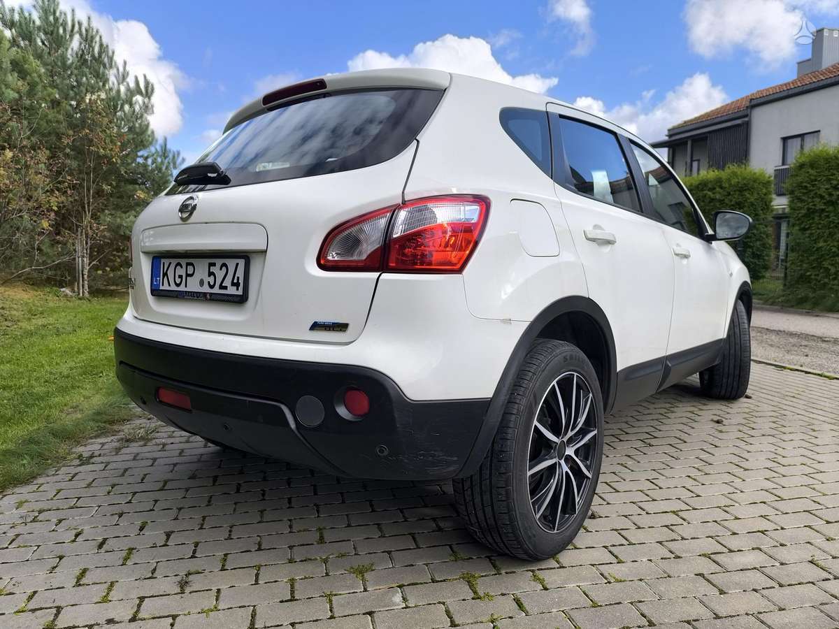 Nissan Qashqai 2012 — photo 33