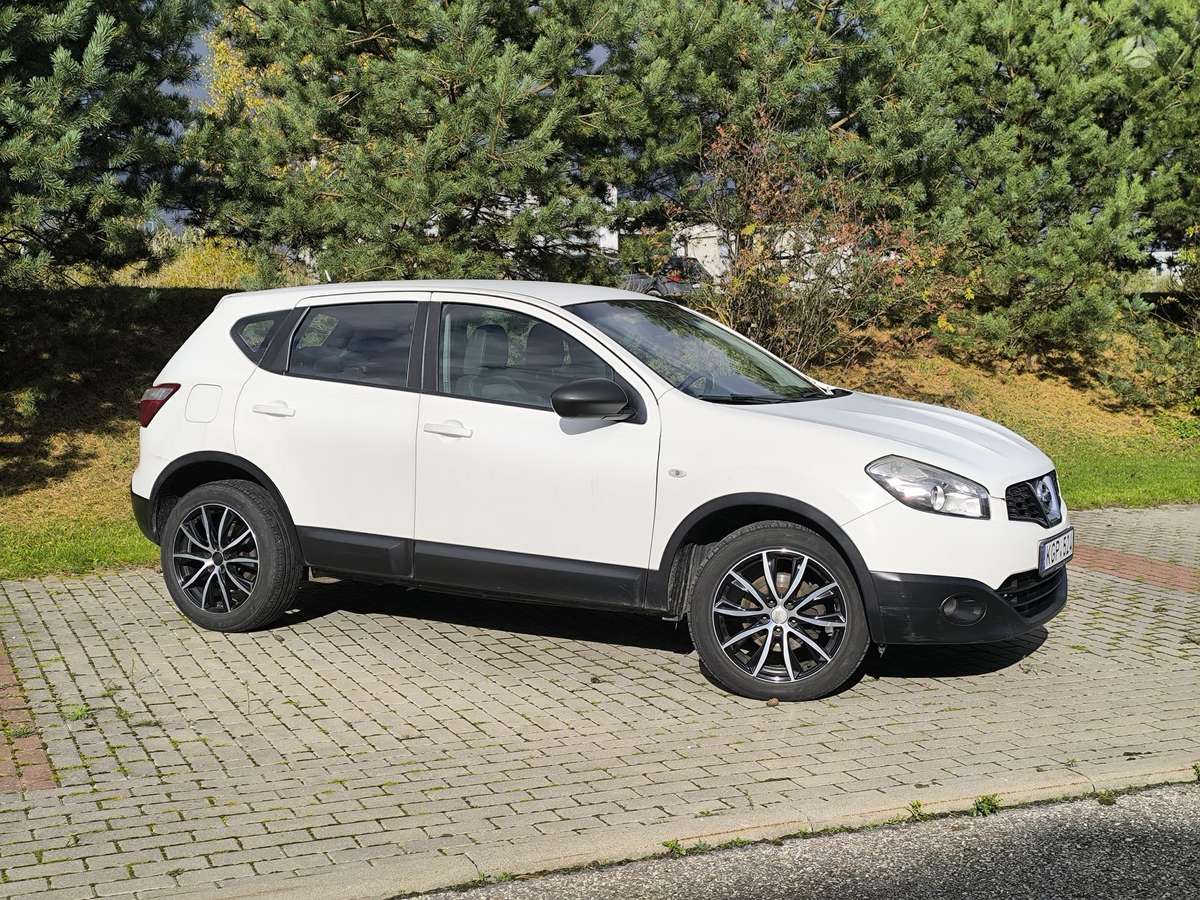 Nissan Qashqai 2012 — photo 44