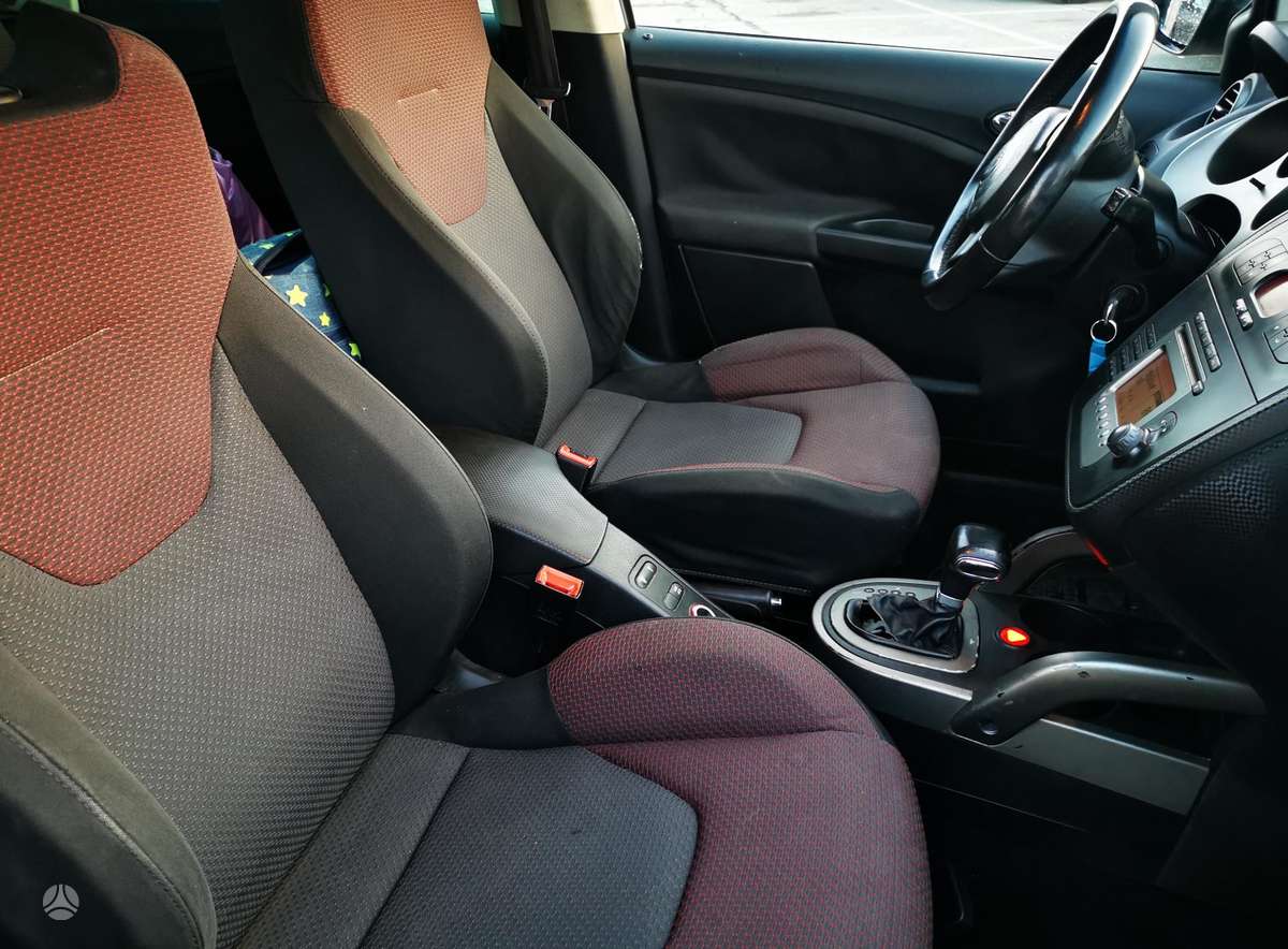 Seat Toledo 2006 — photo 9