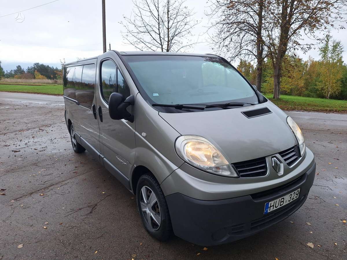 Renault Trafic 2009 — двигун 2000 cm³