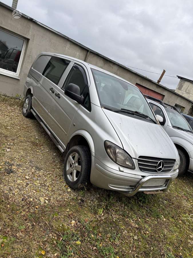 Mercedes-Benz Vito 2007 — вигляд ззаду