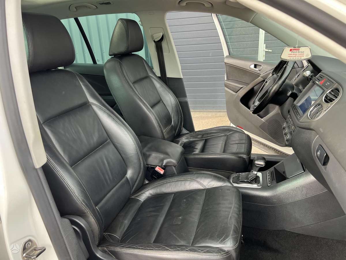 Volkswagen Tiguan 2009 — photo 16