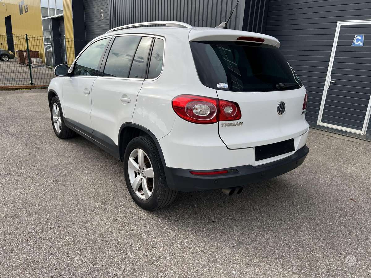 Volkswagen Tiguan 2009 — photo 5