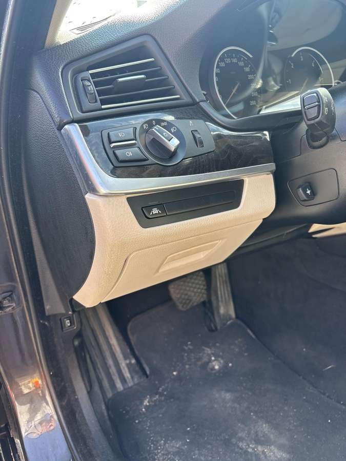 BMW 535 2014 — photo 12