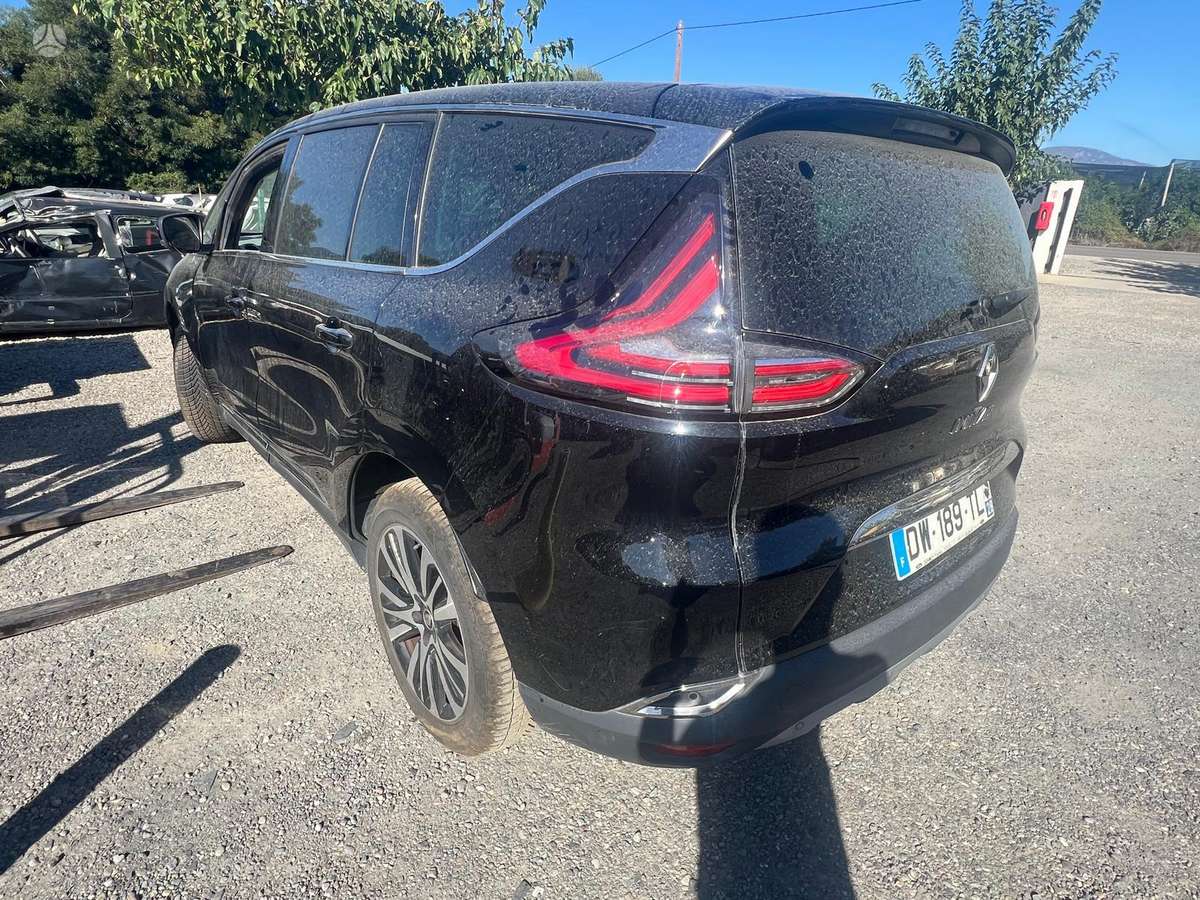 Renault Espace 2015 — двигун 1618 cm³, 200 HP (147kW)