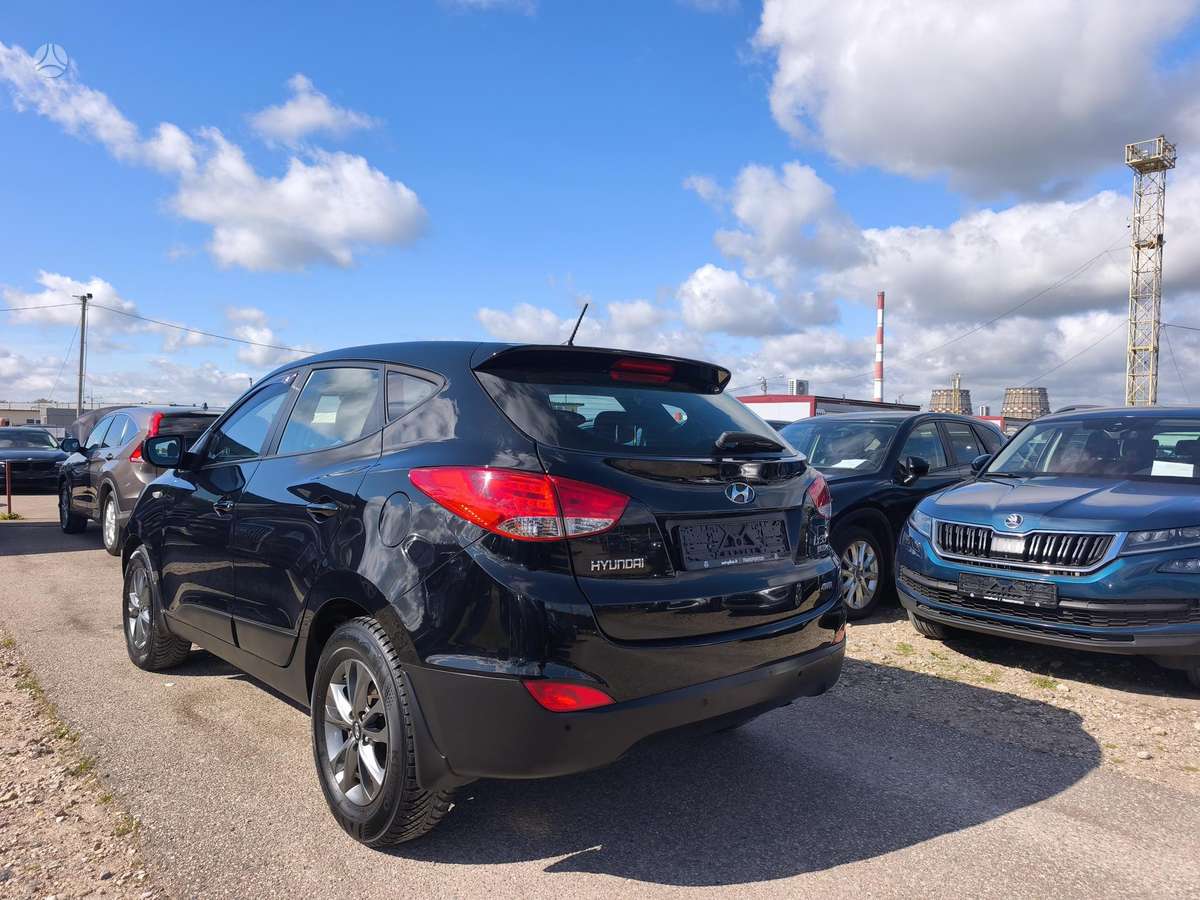 Hyundai ix35 2015 — двигун 2000 cm³, 136 HP (100kW)
