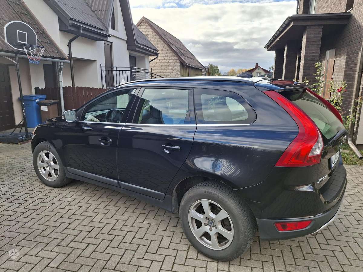 Volvo XC60 2009 — photo 6