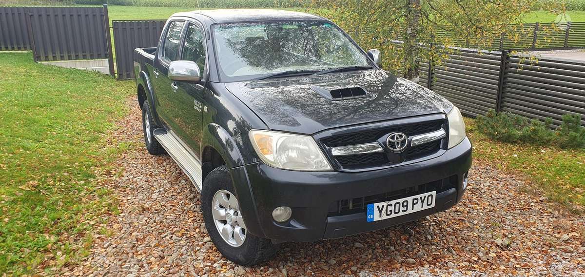 Toyota Hilux 2009 — авто для ЗСУ з Європи