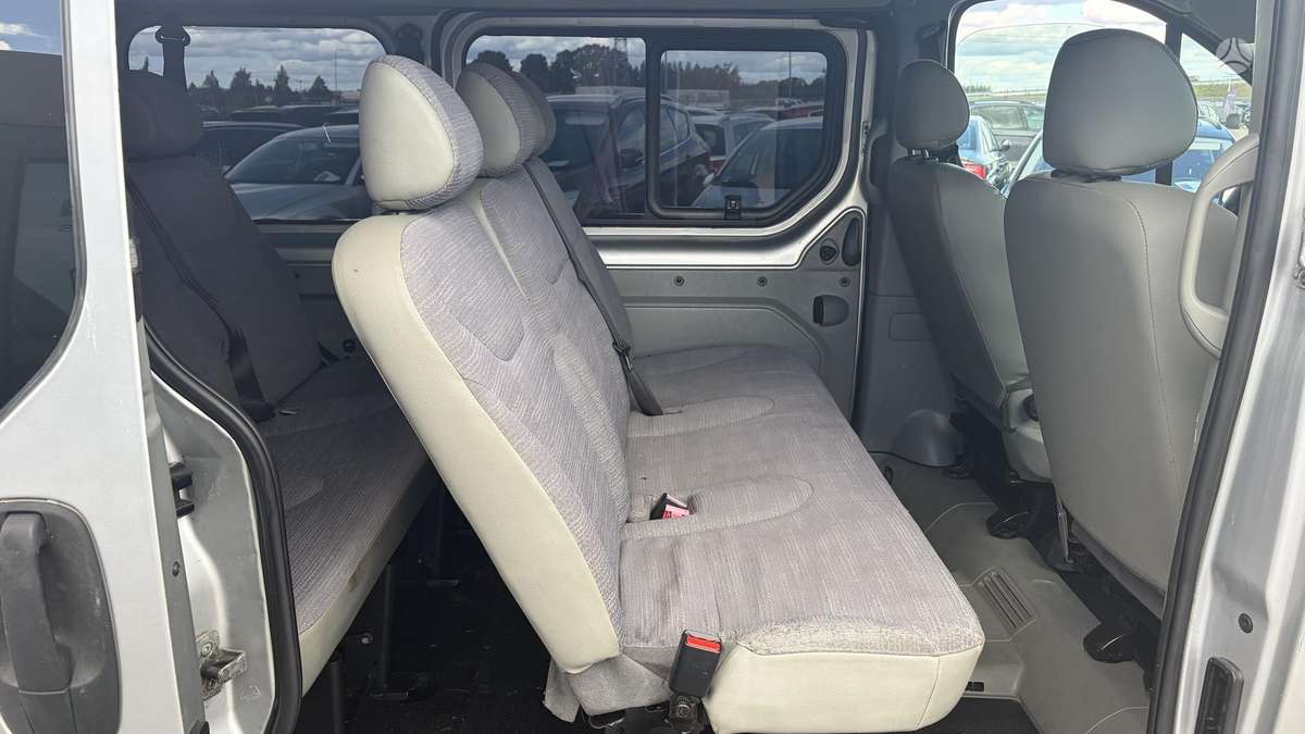 Renault Trafic 2007 — photo 12