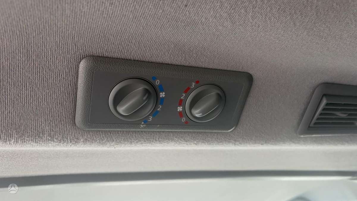 Renault Trafic 2007 — photo 13