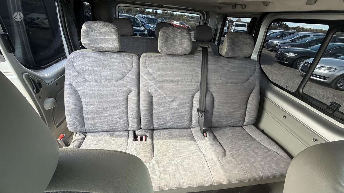 Renault Trafic 2007 — photo 27