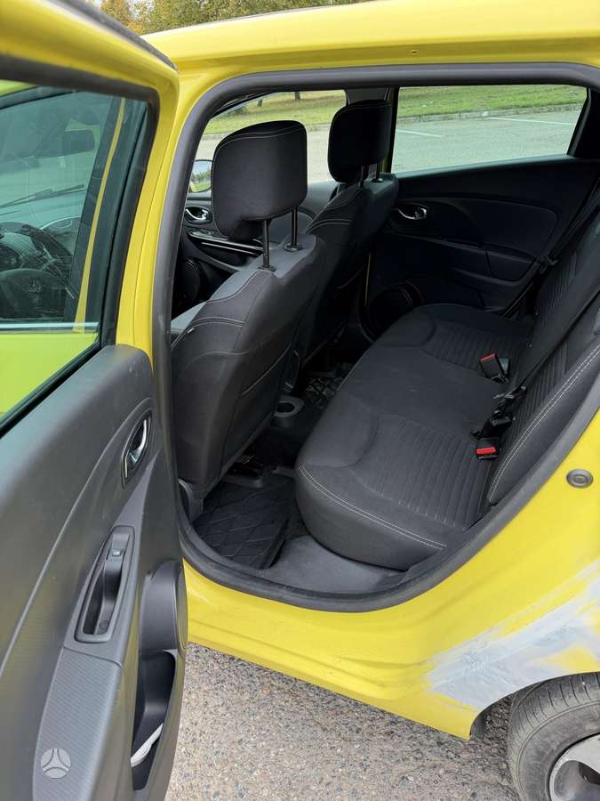 Renault Clio 2015 — фото 9