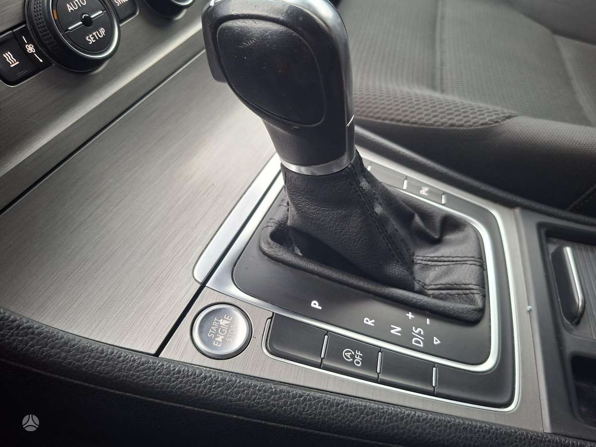 Volkswagen Golf 2014 — photo 16